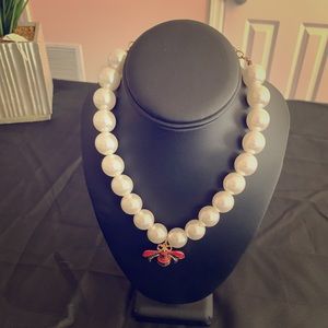 Pearl necklace